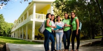 Universidad de Quintana Roo mantendrá gratuidad en 2026 para alumnos regulares