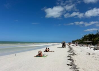 Holbox, Turismo