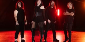 SHE NO MORE lanza “Happy Xmas”, un mensaje de paz, en tiempo de conflictos