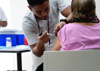 Cero casos de ‘súper gripe’ en México: Salud llama a vacunarse esta temporada