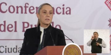 Sheinbaum ordena informe inmediato tras denuncias sobre vales navideños