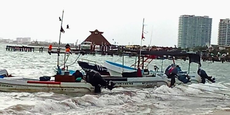 Golpea mal tiempo al sector náutico de la zona norte de Quintana Roo