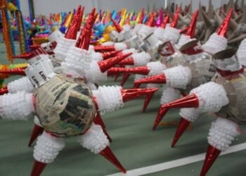 Mercaditos navideños impulsan la economía campechana