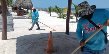 Playa Bonita, limpia para recibir al turista decembrino