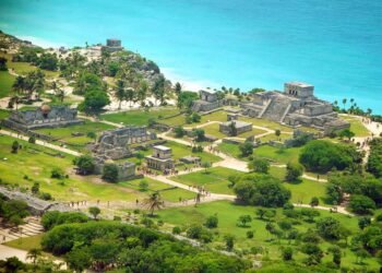 ¿Qué pasó con Tulum? Desplome histórico de visitantes sacude al ícono maya del Caribe
