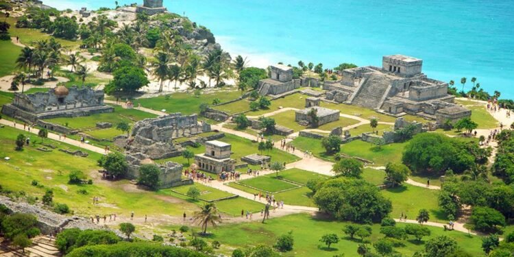 ¿Qué pasó con Tulum? Desplome histórico de visitantes sacude al ícono maya del Caribe