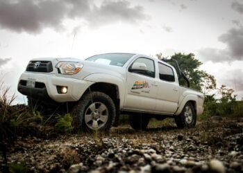 Adjudican 252 mdp para 571 vehículos; OAJ no transparenta parque vehicular a sustituir