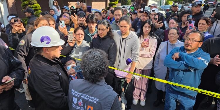 Siete edificios dañados y cinco personas heridas por explosión de gas en CDMX