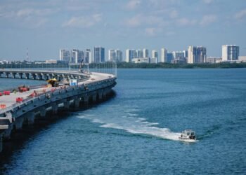 SICT lanza licitaciones para el Distribuidor Vial Kukulcán y corredor Cancún–Isla Blanca