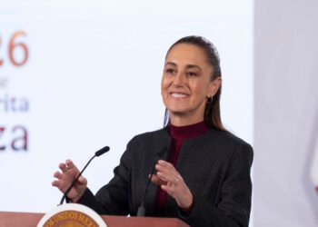 “Si lo pide Cuba, habría condiciones”, dice Sheinbaum sobre posible puente aéreo con la isla