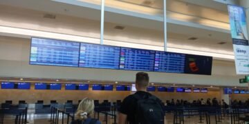Aeropuerto de Cancún amplía racha a la baja en arranque de 2026