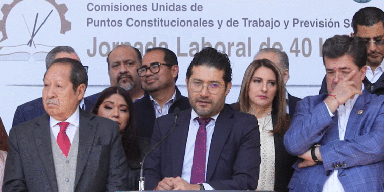 Avanza reforma para reducir la semana laboral a 40 horas: aprobación unánime en comisiones