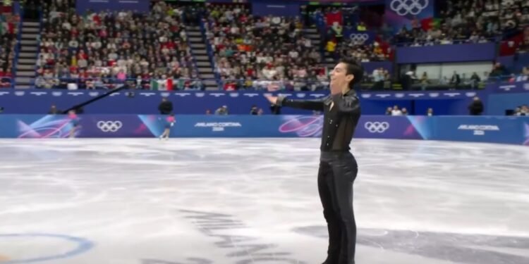 Donovan Carrillo conquista al público, termina 23º en la final de patinaje artístico en Milán