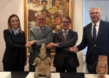 Portugal devuelve tesoros prehispánicos a México