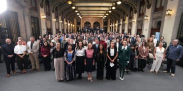 Películas con sello mexicano: nuevo impulso fiscal para la industria, anuncian Sheinbaum y Hayek