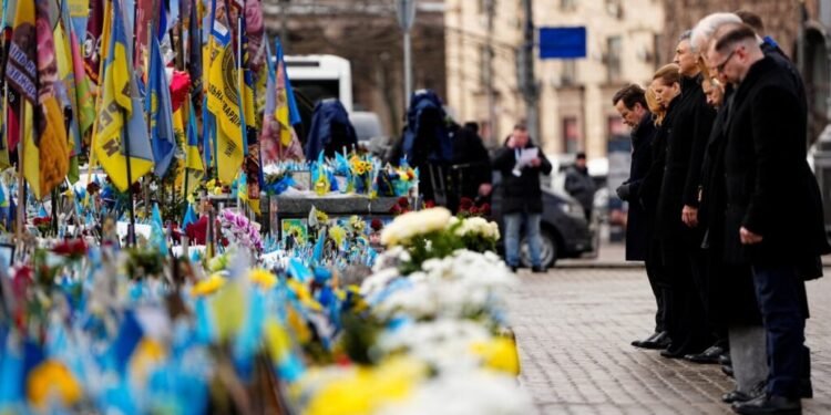 La guerra en Ucrania no para: más de 15 mil civiles muertos y millones están lejos de casa