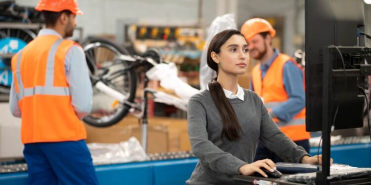 Desempleo en México cae a 2.5 % al cierre de 2025; crece la población ocupada reporta el INEGI