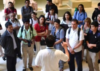 En su Día Nacional, los guías se ponen tech; dan el salto a la modernidad con pago sin efectivo