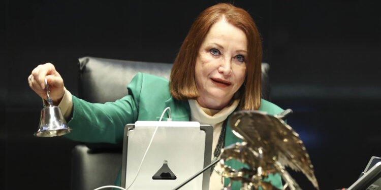 Senado declara constitucional reducción de la jornada laboral a 40 horas; se publicará en el DOF