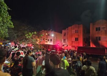 Tragedia en Cancún: mueren mujer y menor tras incendio en vivienda de la SM 251