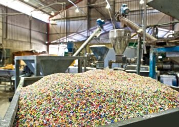 Industria del plástico impulsa el programa OCS México para evitar emisiones de pellets