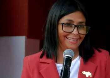 EU reabre canales diplomáticos con Venezuela