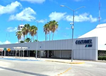 Nueva ruta aérea conecta Montreal con Cozumel mediante vuelo directo