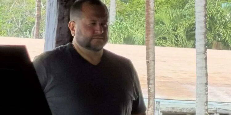 Captan a hijo de AMLO en un Lujoso Hotel de Cozumel