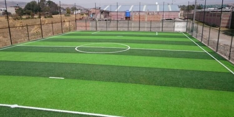 México construye 4 mil canchas de fútbol; Quintana Roo, en espera de cuántas le tocarán