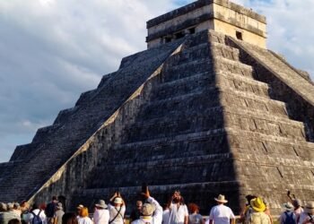 INAH prepara operativo en Chichén Itzá ante llegada masiva de turistas por el equinoccio