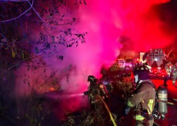 Elaboran mapa de focos rojos por incendios en Cancún; bomberos refuerzan vigilancia