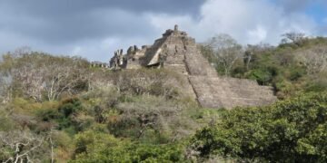 Toniná, pieza clave del legado maya en Chiapas, queda bajo control institucional del gobierno