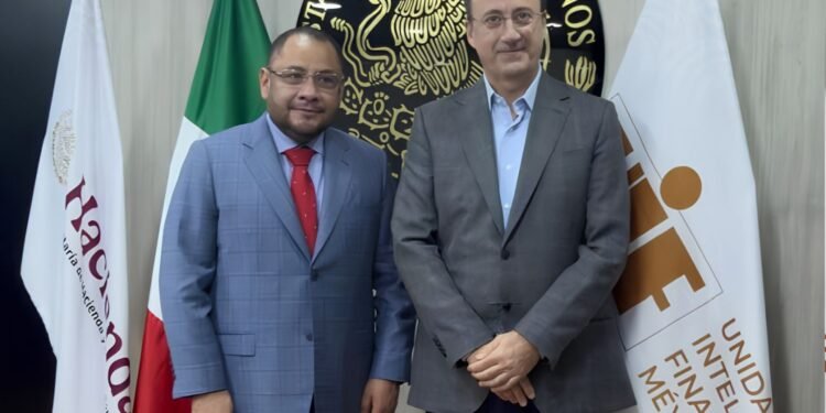 CAAAREM y UIF sellan alianza para blindar operaciones de comercio exterior