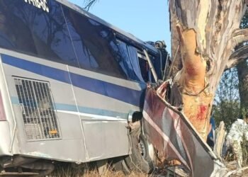 Luto en Querétaro: accidente de autobús en Amealco deja 9 muertos y decenas de lesionados
