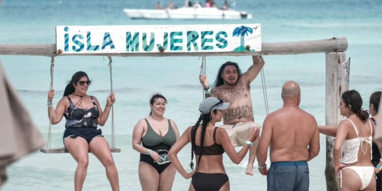 Caribe Mexicano arranca Semana Santa con ocupaciones arriba del 80%