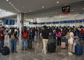 ¿Te cancelaron tu vuelo con Magnicharters? Esto es lo que puedes hacer