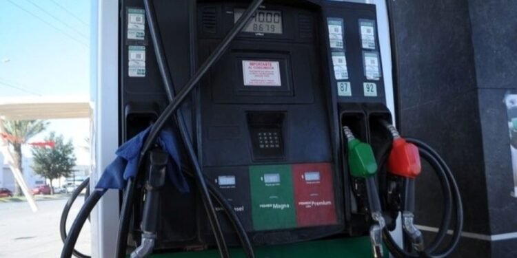 De más de 200 gasolineras, solo tres mantienen la magna debajo de 24 pesos
