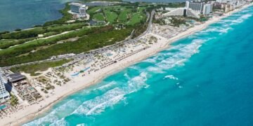 ¡De la patada, las reservaciones para el verano! El Mundial de Fútbol no genera el impulso esperado