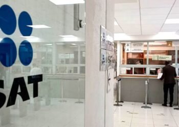 Le salen ruedas a “Lolita”, instalan módulos móviles para declaración anual del SAT