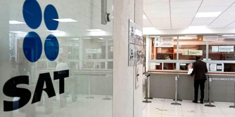 Le salen ruedas a “Lolita”, instalan módulos móviles para declaración anual del SAT