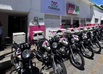 Correos mueve fichas para evitar paro; audiencia clave será el 28 de abril
