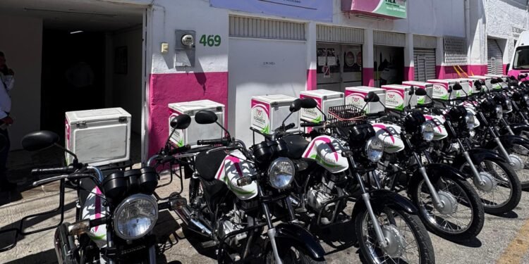 Correos mueve fichas para evitar paro; audiencia clave será el 28 de abril