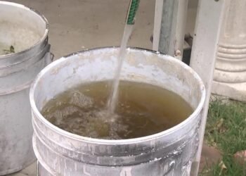 ¿Qué está pasando con el agua de Aguakan? Así es el líquido que entregan a los quintanarroenses