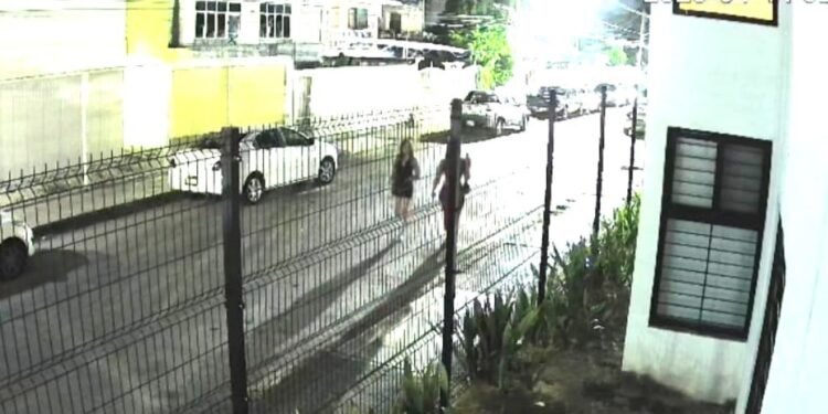 Auxilian a las dos turistas extranjeras asaltadas