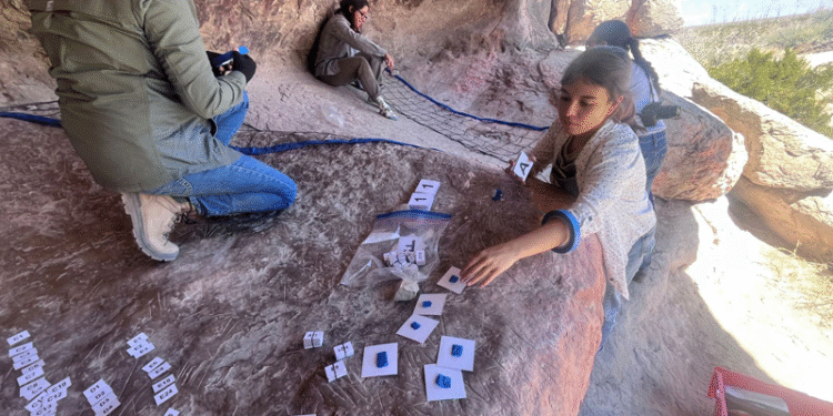 El tiempo las respetó, pero el vandalismo no: comienza la restauración de cuevas milenarias
