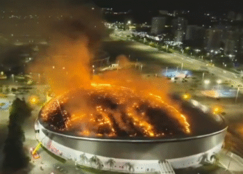 Incendio en velódromo olímpico de Río deja daños en la cubierta; no hay heridos
