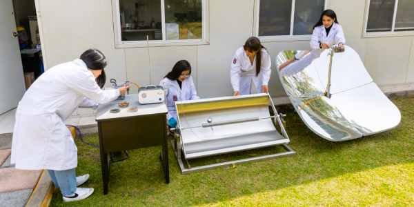 De plaga a recurso: convierten lirio acuático en energía para comunidades