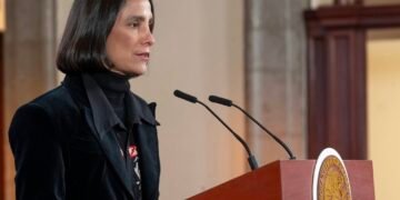 Gobierno alista plan integral para gas natural y transición energética hacia 2030