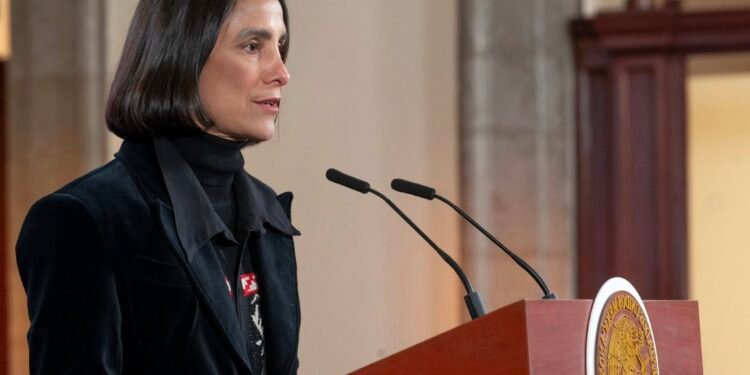 Gobierno alista plan integral para gas natural y transición energética hacia 2030