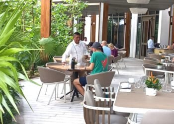 Riviera Maya con déficit de personal de 25%, obliga a reclutar foráneos